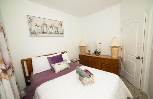 Canarsie House | Guest Rated: 9.3 for Top Floor Skylight in Brooklyn