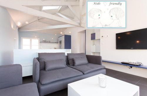 Le Suquet Apartment | Serene Top Floor Room with 2 Beds & Stunning Sea View