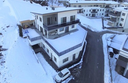 Fuegen Apartment | Ideal Holiday Flat in Fügen, Steps from Ski Area