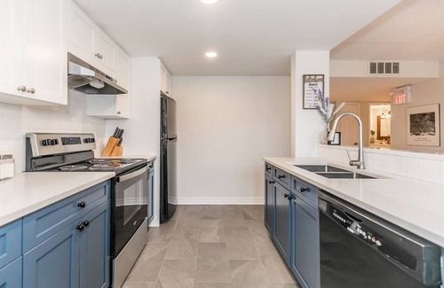 The Blue Mountains House | Top Location 3 BDRM, Private Sauna, Mountain Views