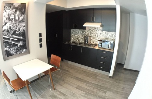 Colonia Centro Apartment | Prime Downtown Design Loft with Pool & Spa - Rated 9.8