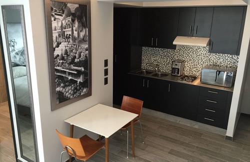 Colonia Centro Apartment | Prime Downtown Design Loft with Pool & Spa - Rated 9.8