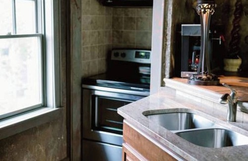 Lake Geneva Condo | Prime Location Near Attractions | Martini Suite Awaits