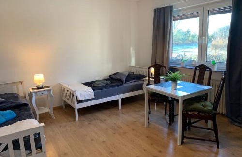 Riede Apartment | Convenient Monteurwohnung Riede with Great Connectivity