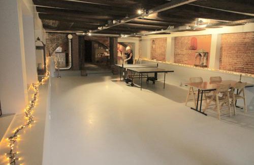Nieuwmarkt en Lastage Bed & Breakfast | Elegant Apartment by the Canal in Historic Centre