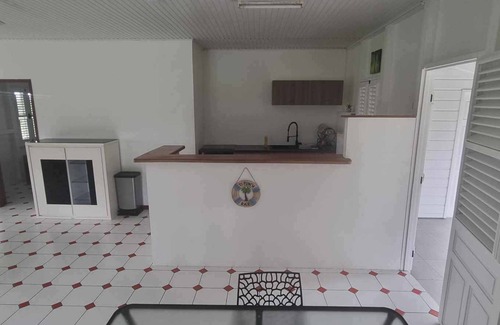 Le Francois Villa | Top of 1-bedroom air-conditioned villa (3min Habitation Clément)