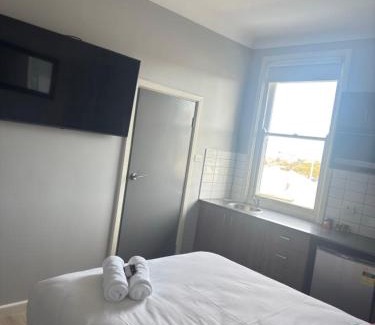 Lambton Hotel | Top of The Mark