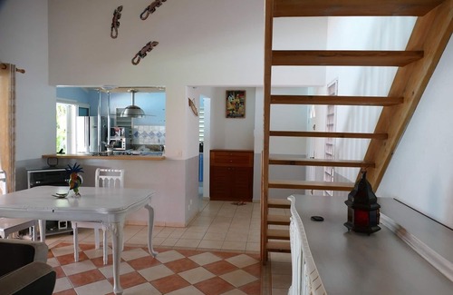 Saint-Francois Villa | Unforgettable Villa Saint Francois: Pool, Oceanfront Bliss