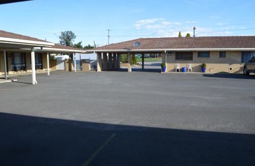 Inverell Hotel | Discover Oceanfront Comfort at Top of the Town Motel