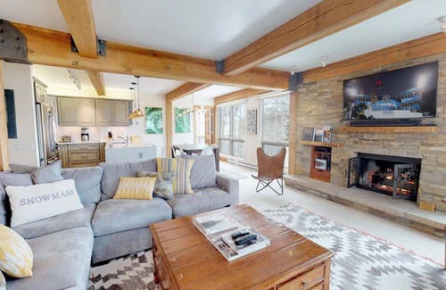 Snowmass Village Condo | Top of the Village - CoralTree Residence with Pool & Spa