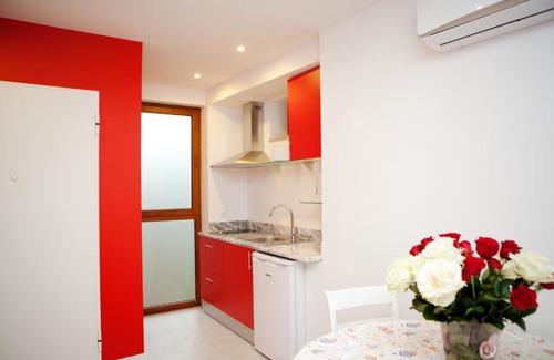 Barcelos House | Top'Otel: Family-Friendly Stay with Great Dining Options