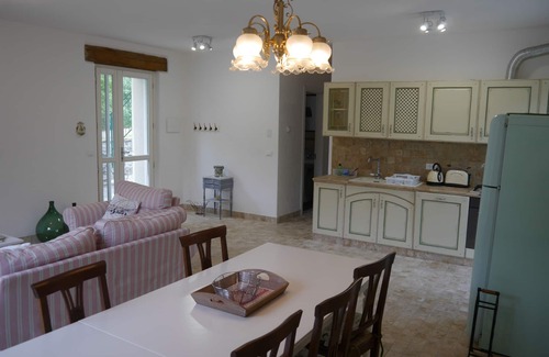 Testico House | Secluded Rustico Retreat with Ocean View and Spa Amenities