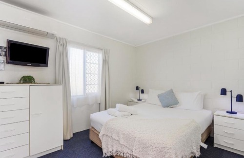 Maroochydore Hotel | Family-Friendly Stay at Top Spot Motel - 4-Star Comfort