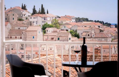 Hvar Old Town Apartment | Exceptional Top View Apartment in Hvar - Family Friendly Stay