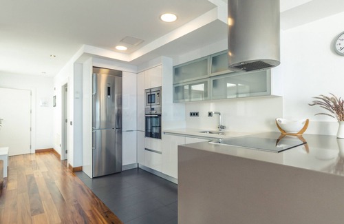 Telde Apartment | Scenic Melenara Beach Avenue Apartments with Ocean Views