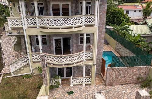 Soufriere Condo | Premier Poolside Retreat at Topaz Apartment Villas
