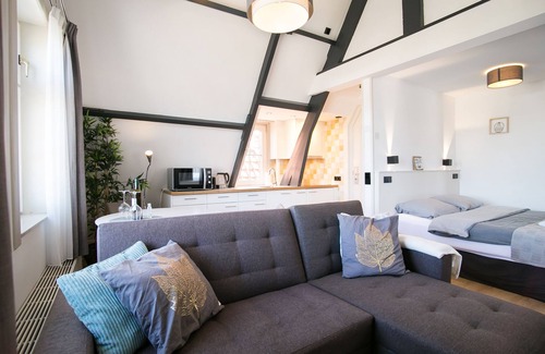 Scheveningen Badplaats Apartment | Inviting Topfloor Apartment Steps from the Beach