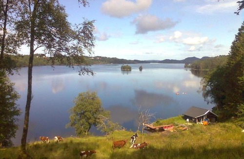 Fitjar Apartment | Cozy Topfloor Apartment with Ocean View in Stord