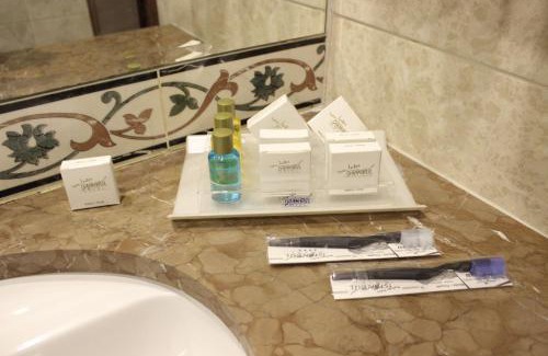 Topkapi Hotel | Relax at Topkapi Inter Istanbul Hotel with Pool & Spa