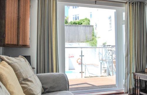 Salcombe Apartment | Discover Topside: Pet-Friendly 4-Star Retreat with Pool