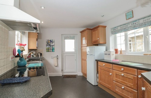 Salcombe Cottage | Experience TOPSIDE: Pet-Friendly Cottage with Pool in Salcombe