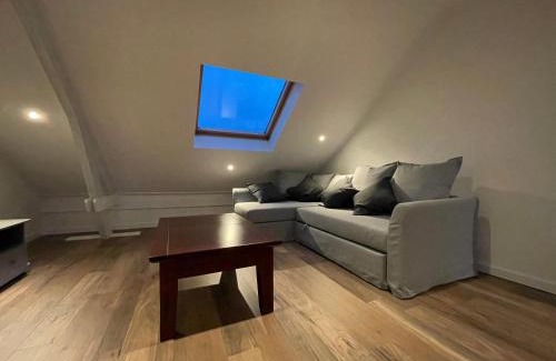 Arnhem Apartment | Cozy TopSleep Apartment 26-3: Pet & Child Friendly Stay