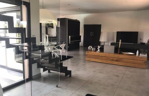 Saint-Series Villa | Family-Friendly Getaway at TopSun Argelès la Sirène Cottage