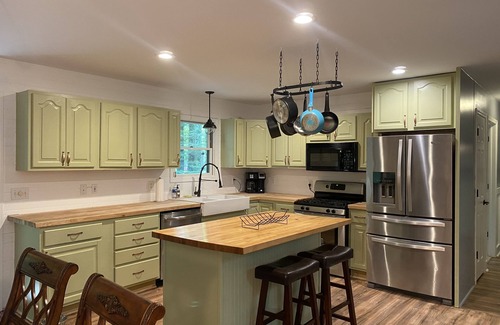 Rapid City House | Unforgettable Torch Lake Retreat with Oceanfront Views
