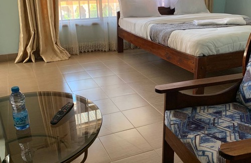Kisumu Hotel | Discover Torchys Lounge: Family-Friendly Dining & More
