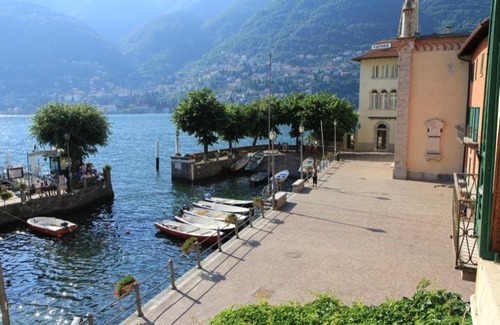 Torno Bed & Breakfast | Relax at Tornoallariva B&B: Pet-Friendly Stay Awaits
