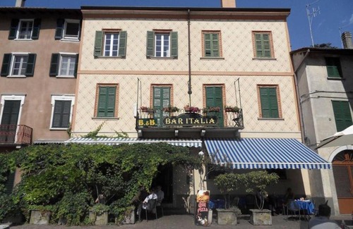 Torno Bed & Breakfast | Relax at Tornoallariva B&B: Pet-Friendly Stay Awaits