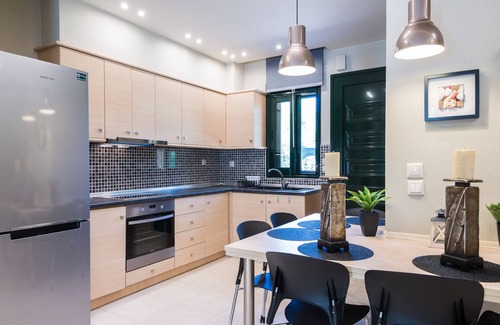 Toroni Hotel | Experience Comfort at Toroni Blue - Family-Friendly Retreat