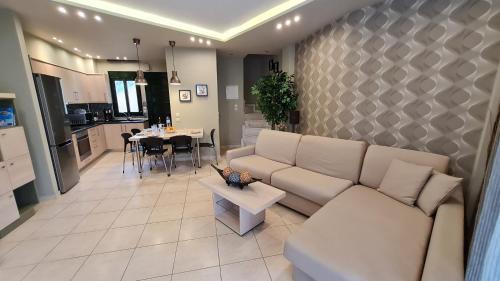 Toroni Apartment | Oceanfront Bliss at Toroni Pearl - Rated 9.4/10 by Guests