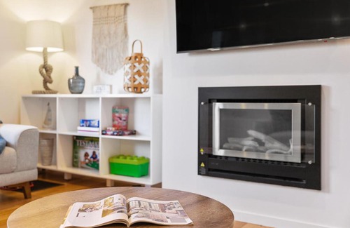 Torquay Bed & Breakfast | Relax at Torquay: Beachside Retreat with Ocean Views