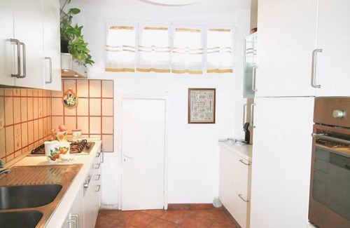 Siena Historical Center Apartment | TORRE DEL CAMPO - Cozy Two Bedroom Apartment for 2