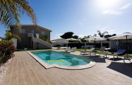 Porto Palo House | Experience Torre del Mare: Pet-Friendly Retreat with Pool