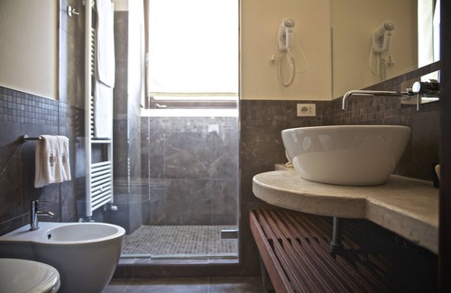 Lecce Hotel | Elegant Torre del Parco: 4-Star Stay with Spa & Dining