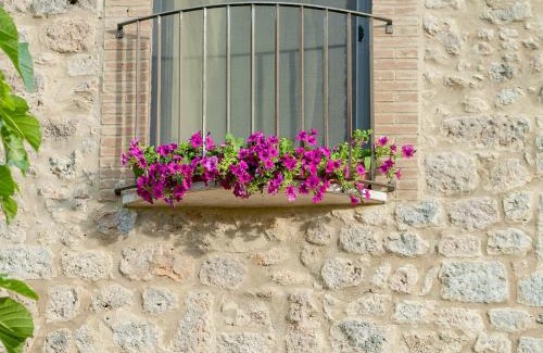 Monteriggioni Bed & Breakfast | Oceanfront Retreat at Torre Della Chiocciola - Rated 9.3