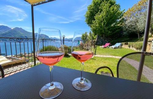 Santa Maria - Rezzonico Apartment | Relax in Torre Ferienwohnung with Garden & Pet Friendly Amenities