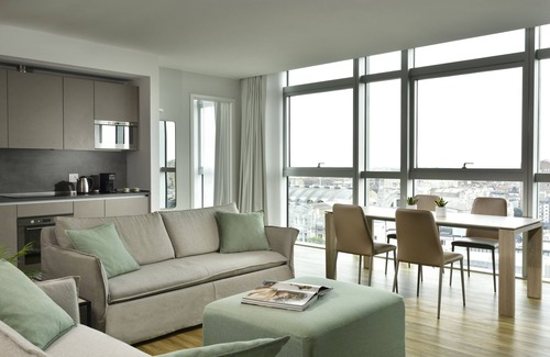 Centro Direzionale Apartment | Experience Torre Galfa Milano: A Pet-Friendly Retreat