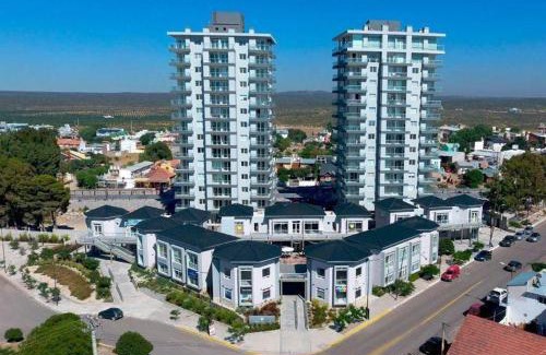 Las Grutas Apartment | Oceanfront Oasis: Torre Orca Piso 9 with Pool & Hot Tub
