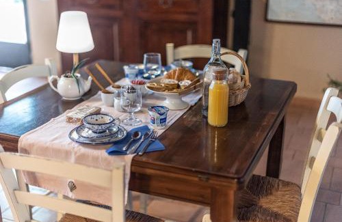 Castelfiorentino Apartment | Relax at Torre Rasa: Oceanfront Bliss with Pool & Hot Tub