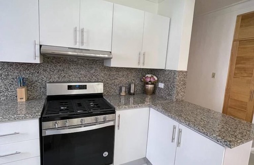 Los Frailes Apartment | Oceanfront Torre Sophia Monserrat with Spa & Breakfast