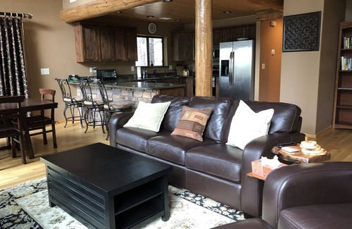 Torreon House | Perfect Torreon 3 BR Home with Pool and Golf Access