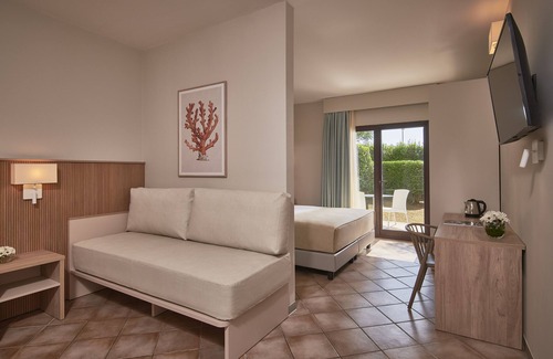 Ginosa Hotel | Relax at Torreserena Resort: 4-Star Ocean View Retreat