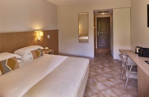 Ginosa Hotel | Relax at Torreserena Resort: 4-Star Ocean View Retreat