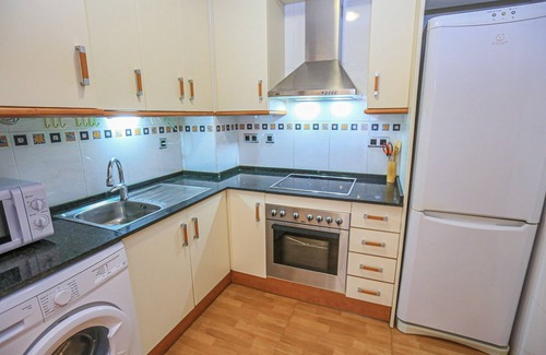 Cambrils Apartment | Cozy Torresol Apartment with Pool and Ocean View