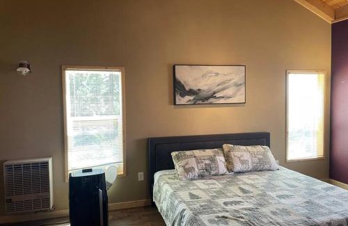 Duck Creek Village House | Torrey's Getaway Cabin