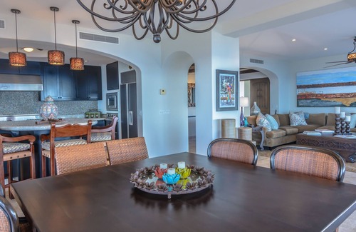 Zona Hotelera Condo | Experience TORTUGA: Ocean Front Villa with Spa & Pool