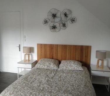 Barriere Saint Marc Apartment | Discover Tosca: Family-Friendly Apartment with Free Parking